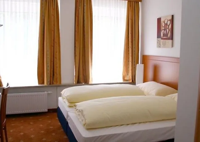 ゲストハウス Evido 3*